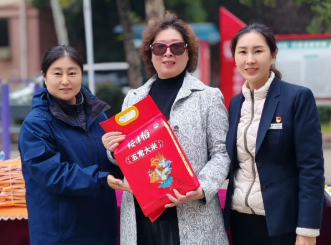 愛(ài)在重陽(yáng)，溫暖相伴 | 魯商服務(wù)與您共筑幸福家園